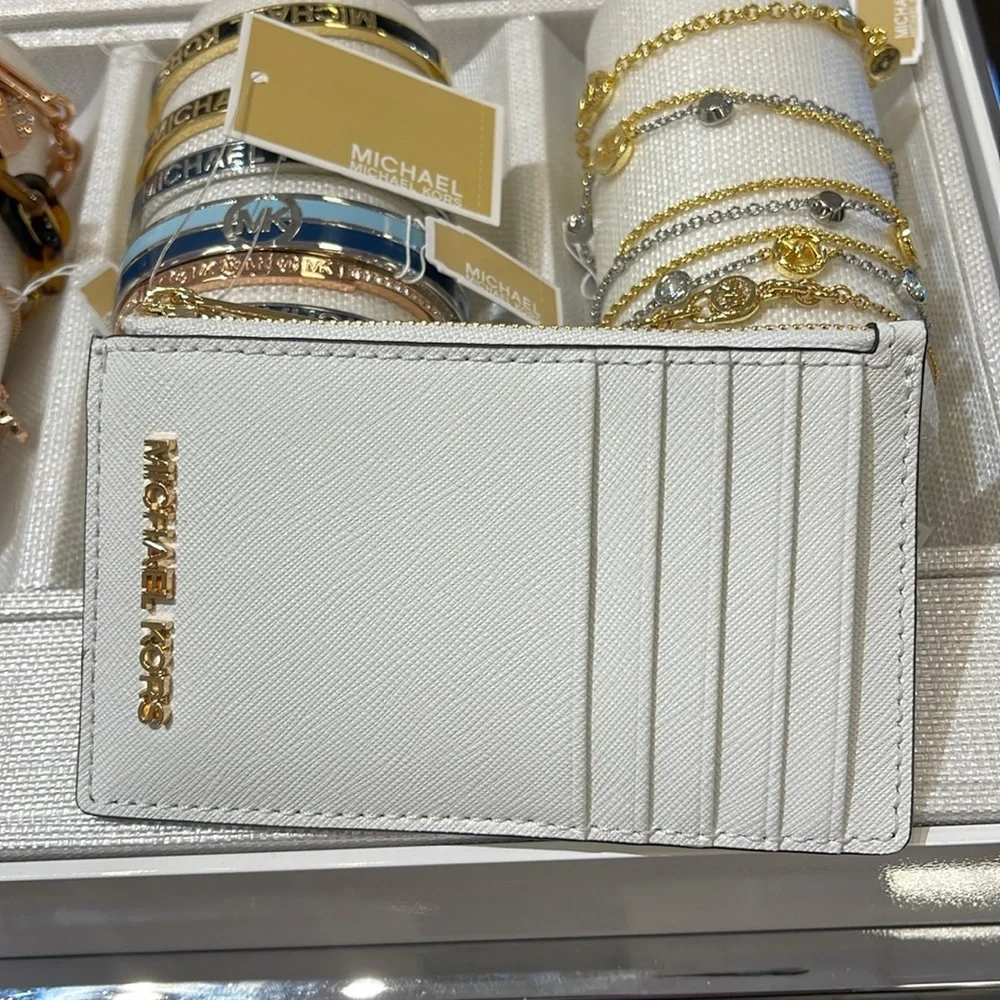 MICHAEL KORS Jet Set Travel Md Top Zip Leather Card Case Wallet  Optic White